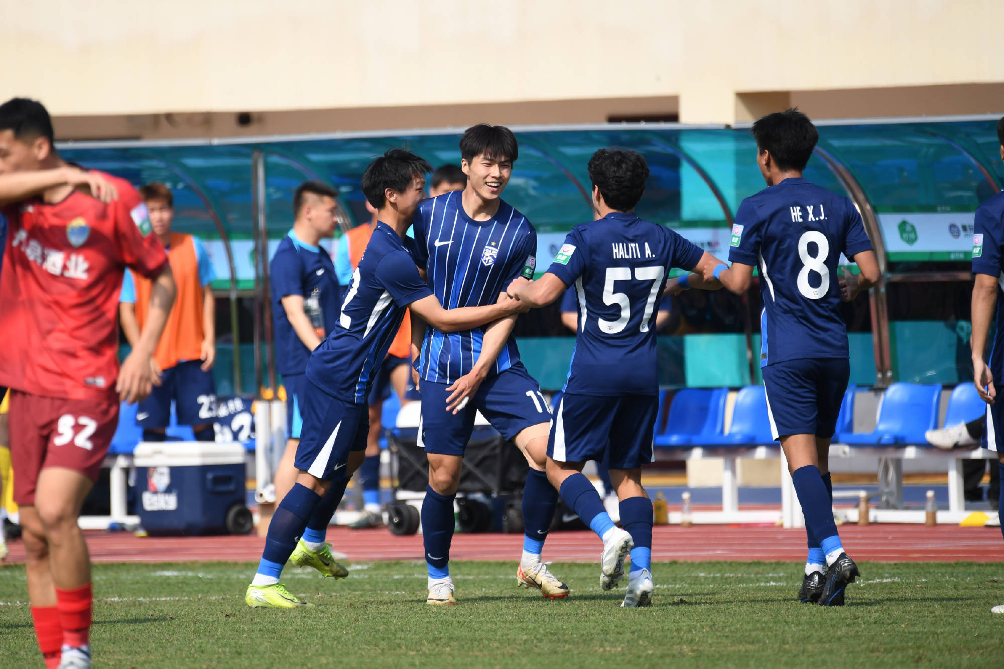 国安客场战平泰达，争取保级关键分数